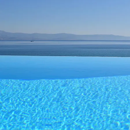 Villa Triama *